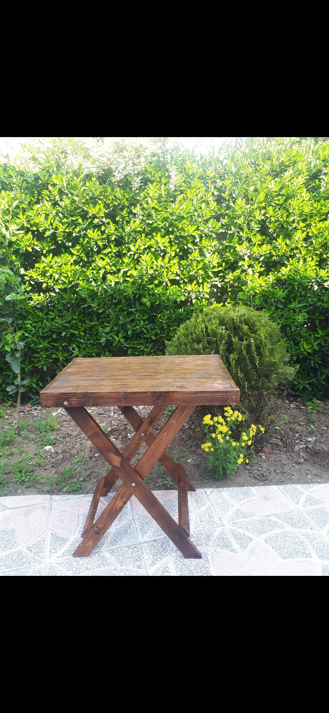 میز چوبی