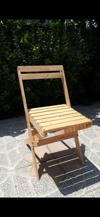 صندلی کم جا