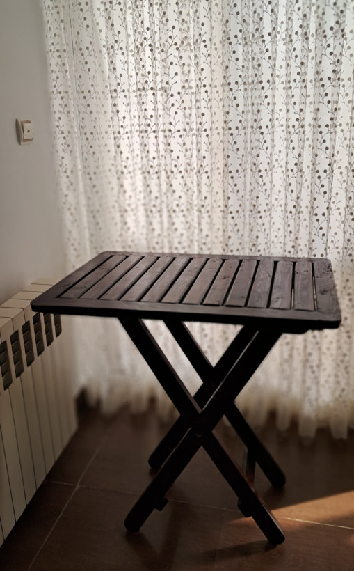 میز تاشو چهار نفره